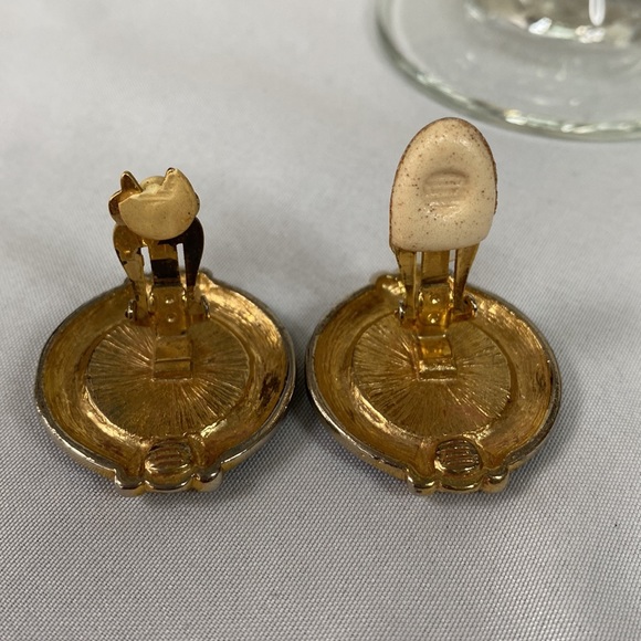 Oversized Vintage 80’s coin style enameled earrings - Picture 4 of 7